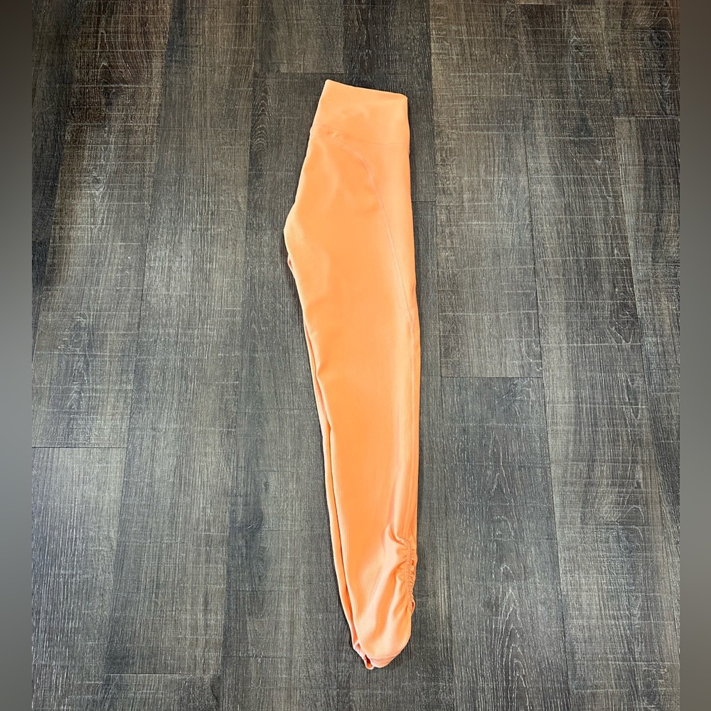 WILO Ribbed Active Preach Leggings Size Small - Picture 3 of 5